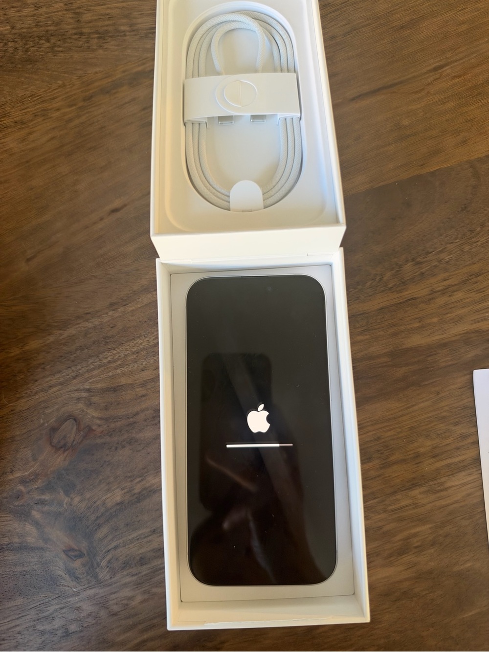 Apple iPhone 16 Pro - White 128gb UNLOCKED